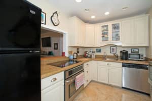 3122 Palm Dr, Delray Beach, FL 33483, Sold 08/09/18