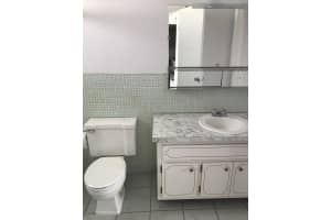 4500 N Flagler Dr APT B20, West Palm Beach, FL 33407, Sold 03/02/18