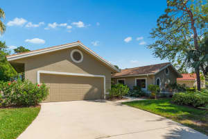 1590 NW Sweetbay Cir, Palm City, FL 34990, Sold 04/02/18