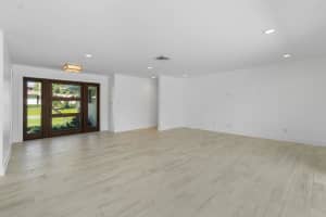 27 Harbour Dr N, Boynton Beach, FL 33435, Sold 05/23/18