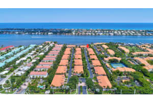 195 Las Brisas Cir, Hypoluxo, FL 33462, Sold 09/19/18