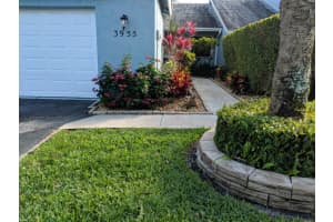 3955 Island Club Cir W, Lake Worth, FL 33462, Sold 04/09/18