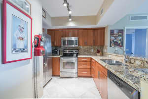 403 S Sapodilla Ave, West Palm Beach, FL 33401, Sold 05/17/18