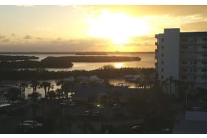 5163 N Hwy A1A, Fort Pierce, FL 34949, Sold 04/20/18