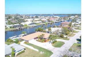 MLS# R10408737, Vero Beach, Florida 32960