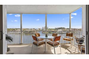 1 Harbourside Dr, Delray Beach, FL 33483, Sold 06/27/18