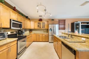 5314 NW 48th St, Coconut Creek, FL 33073, Sold 04/06/18