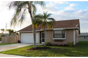 4129 SE Peppertree St, Stuart, FL 34997, Sold 03/29/18