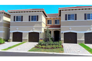 378 SE 1st Dr, Deerfield Beach, FL 33441, Sold 06/04/18