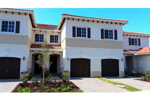 359 SE 1st Dr, Deerfield Beach, FL 33441, Sold 03/29/18