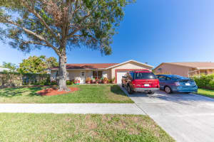 4766 Poseidon Pl, Lake Worth, FL 33463, Sold 04/12/18