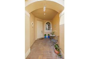 112 Coconut Key Ln, Delray Beach, FL 33484, Sold 04/27/18