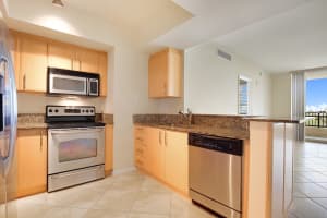 403 S Sapodilla Ave, West Palm Beach, FL 33401, Sold 07/26/18