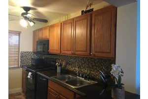 2828 Tennis Club Dr, West Palm Beach, FL 33417, Sold 07/12/18