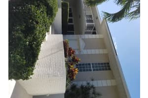 1299 S Ocean Blvd APT T3, Boca Raton, FL 33432, Sold 04/20/18