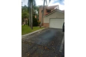 8287 NW 70th St, Tamarac, FL 33321, Sold 08/23/18