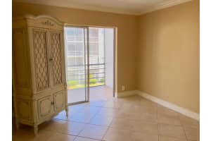 4500 N Flagler Dr APT C14, West Palm Beach, FL 33407, Sold 05/11/18
