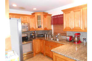 4894 Canal Dr, Lake Worth, FL 33463, Sold 05/18/18
