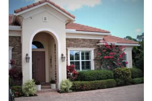 7325 SE Pierre Cir, Stuart, FL 34997, Sold 06/08/18