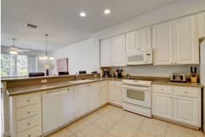 1055 Pinewood Lake Ct, Greenacres, FL 33415, Sold 06/04/18