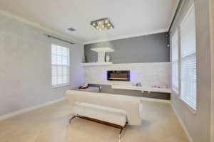 8331 NW 8th Way, Boca Raton, FL 33487, Sold 04/27/18