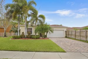 800 Fieldstone Way, West Palm Beach, FL 33413, Sold 04/18/18