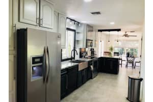 1345 45th Ave, Vero Beach, FL 32966, Sold 04/30/18