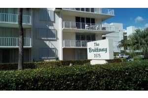 3575 S Ocean Blvd, South Palm Beach, FL 33480, Sold 05/01/18