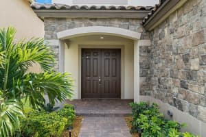 8928 Sea Chase Dr, Lake Worth, FL 33467, Sold 07/18/18