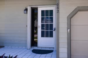 682 NE Wax Myrtle Way, Jensen Beach, FL 34957, Sold 04/20/18