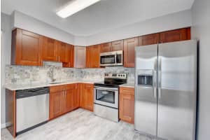 3967 Island Club Cir W, Lake Worth, FL 33462, Sold 05/25/18