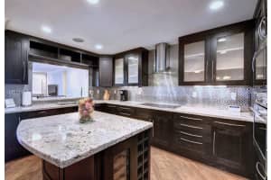 1039 Boca Cove Ln, Highland Beach, FL 33487, Sold 09/28/18