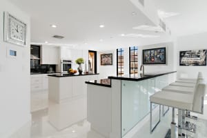 200 E Palmetto Park Rd APT 1, Boca Raton, FL 33432, Sold 10/01/18