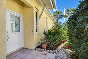 3339 NE Luna Terrace, Jensen Beach, FL 34957, Sold 04/11/18