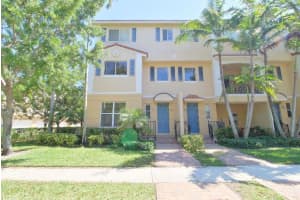 2851 S Oasis Dr, Boynton Beach, FL 33426, Sold 06/22/18