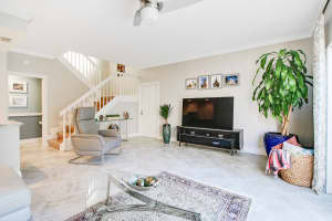 4 Live Oak Cir, Jupiter, FL 33469, Sold 04/09/18