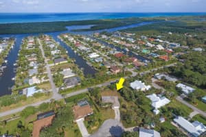 9327 SE Gettysburg Ct, Hobe Sound, FL 33455, Sold 05/04/18