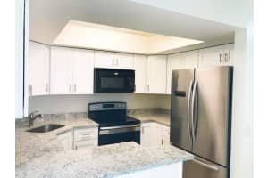 4045 Village Dr, Delray Beach, FL 33445, Sold 04/23/18