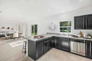 5357 Oakland Lake Cir, Fort Pierce, FL 34951, Sold 05/24/19