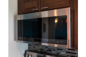 2110 NE 42nd St #10b, Lighthouse Point, FL 33064, Sold 04/23/18