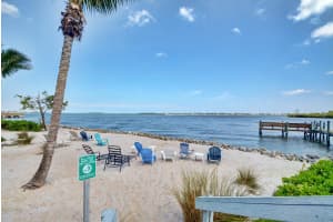 5680 SE Schooner Oaks Way, Stuart, FL 34997, Sold 05/07/18