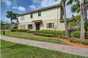 13010 Riverwalk Cir N, Plantation, FL 33325, Sold 05/09/18