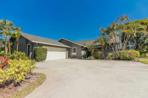 946 SW Catalina St, Palm City, FL 34990, Sold 06/01/18