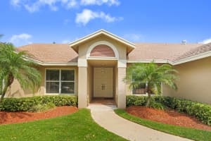 2519 Par Cir, Delray Beach, FL 33445, Sold 01/22/19