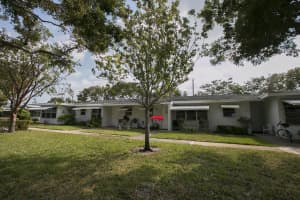 7234 E Oakridge Cir, Lantana, FL 33462, Sold 06/20/18