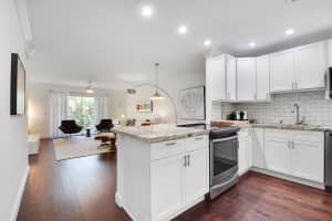 717 US-1, Jupiter, FL 33477, Sold 04/30/18