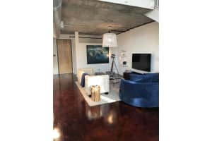 185 NE 4th Ave, Delray Beach, FL 33483, Sold 08/10/18