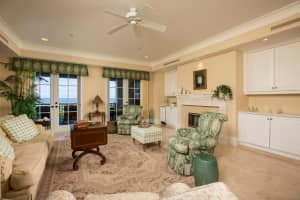 MLS# R10416517, Vero Beach, Florida 32963