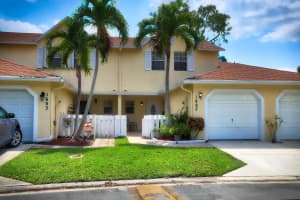 1602 Maplewood Dr, Greenacres, FL 33415, Sold 05/16/18