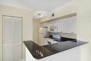 651 Okeechobee Blvd, West Palm Beach, FL 33401, Sold 01/31/19